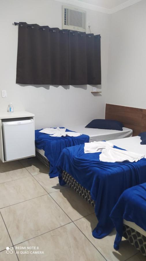 Pousada Quarto Com Frigobar,Ar E Garagem Gratuita Апаресида Екстериор снимка